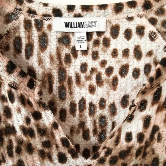 William Rast top Gryphon split neck peplum cheetah thermal shirt L - Picture 2 of 5